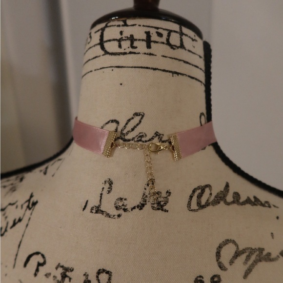 Pink bow ribbon choker! 🎀 - Picture 2 of 2